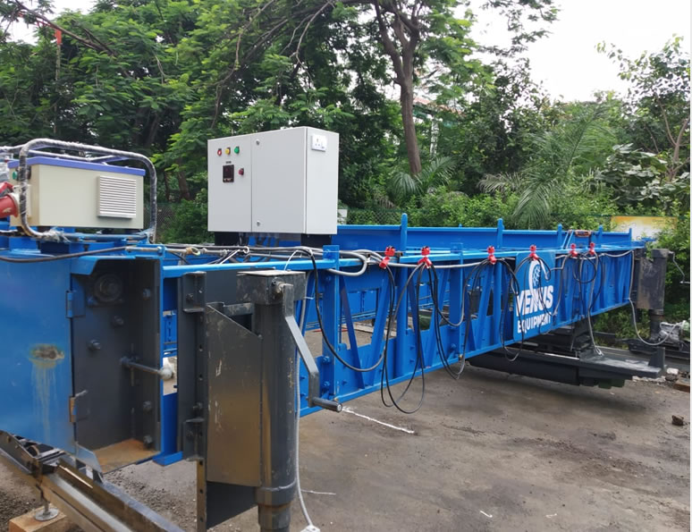 Concrete Paver & Finisher